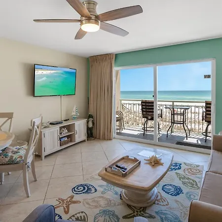 Pelican Isle 206